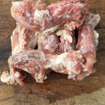 Chicken Neck Chunks (Frozen) 1KG